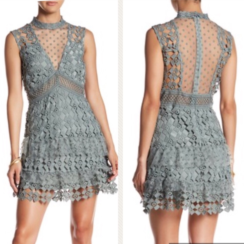 ROMEO + JULIET Green Lace Sheer
Dress